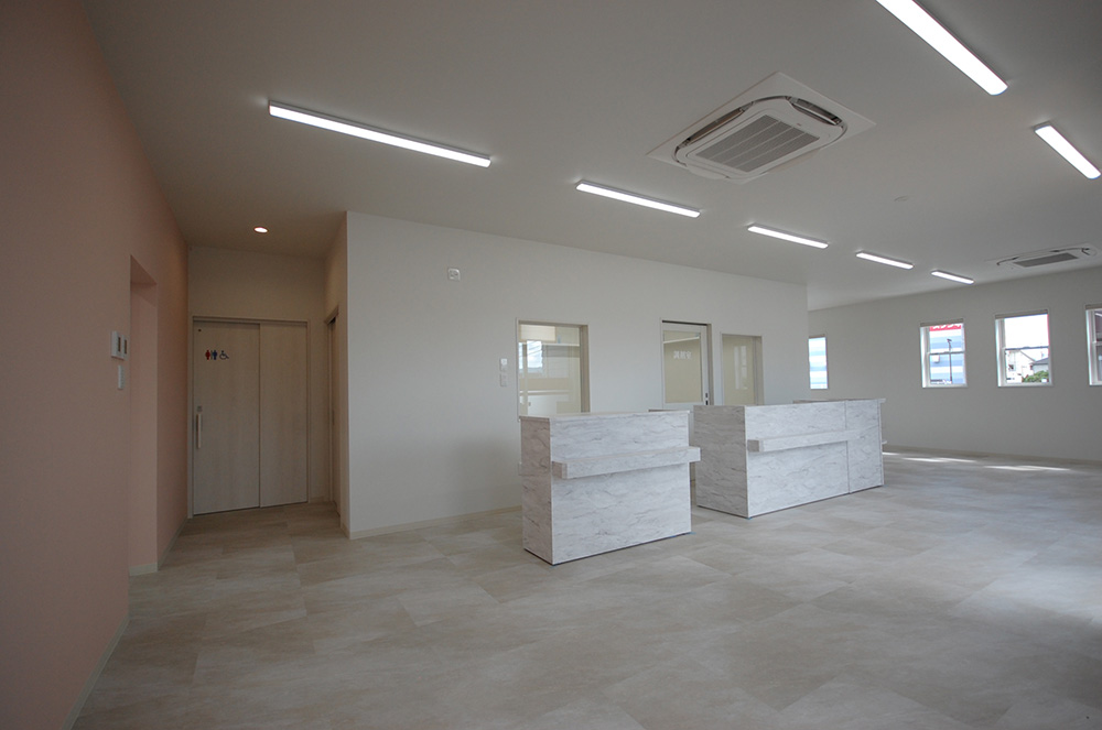 やよい堂薬局岩出店_3